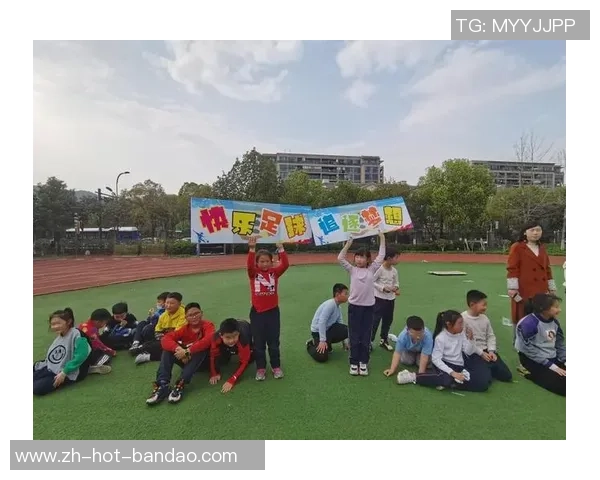 电影与足球的激情碰撞探讨银幕上那些动人的绿茵故事 电影与足球的激情碰撞探讨银幕上那些动人的绿茵故事